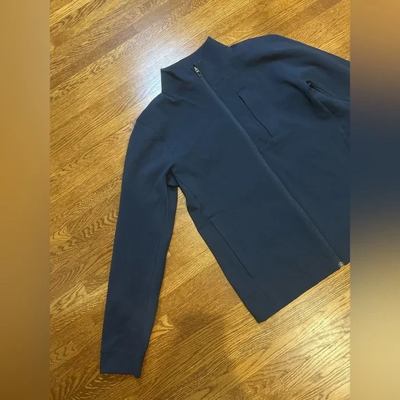 🆕 Lululemon jacket - Picture 6 of 6